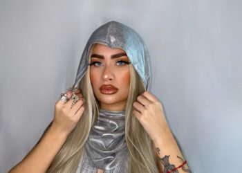 Poly Rocha: The Trendsetting Powerhouse of Fashion Marketing